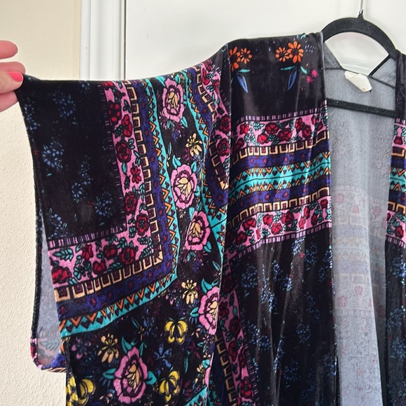 AKEMI + KIN Kimono - Anthropologie, one size - Picture 4 of 9